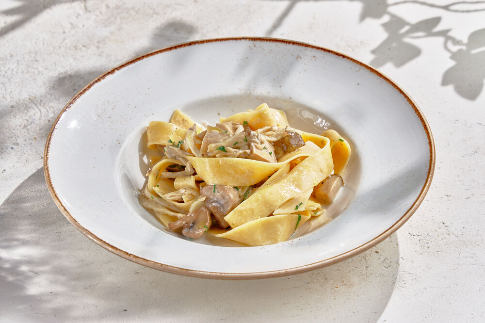 Pasta Pappardelle with mushrooms