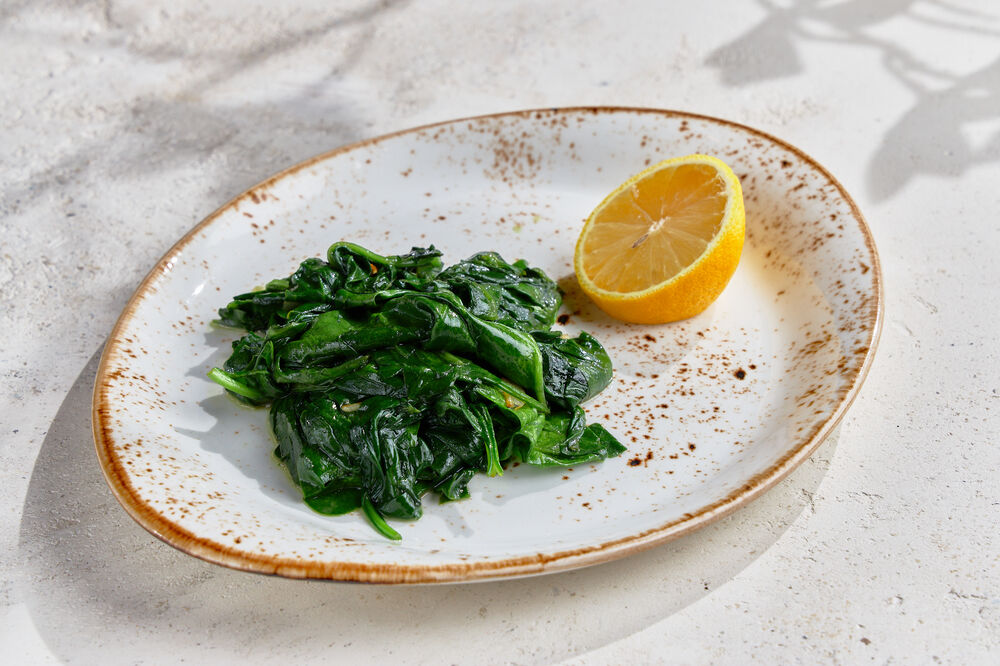 Spinach with garlic