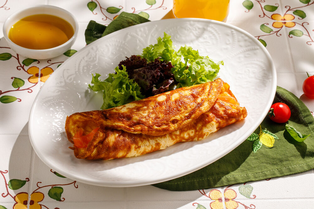 Омлет со сливочным сыром и лососем