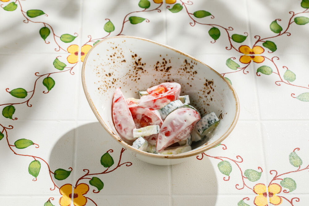 Children's vegetable salad with sour cream