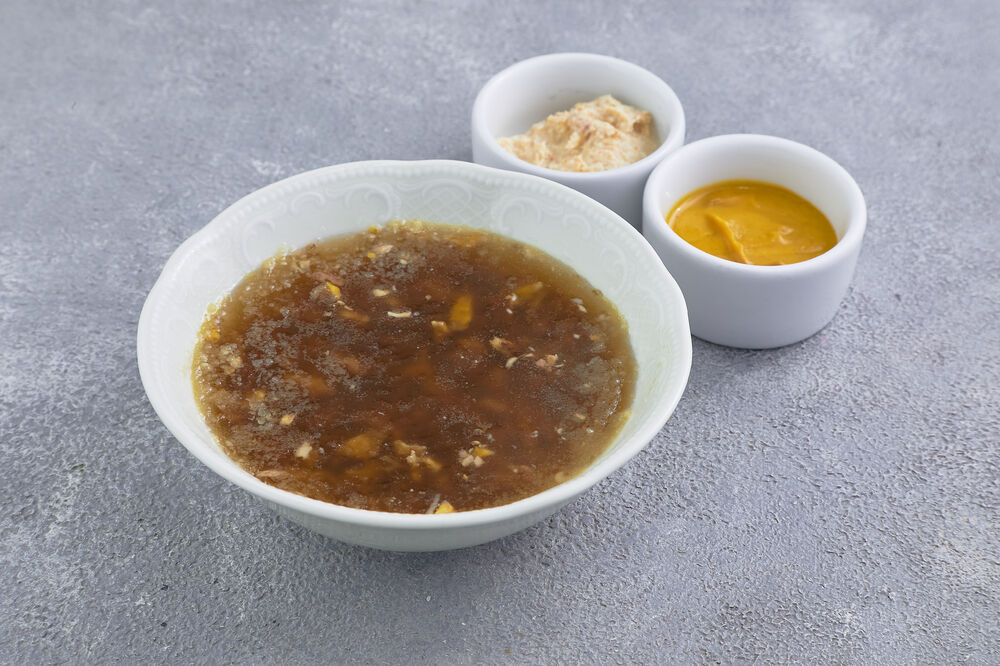 Jellied meat with horseradish and mustard