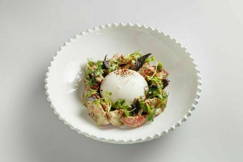 Burrata with tomatoes and adjika