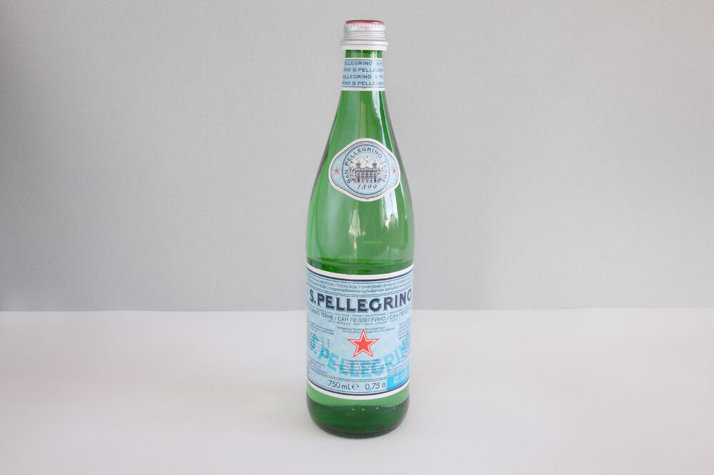 S. Pellegrino sparkling 750 мл