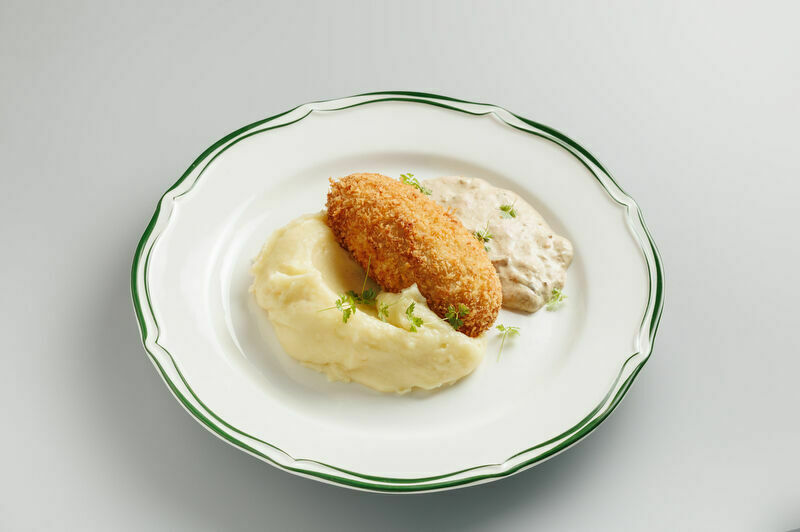 Chicken cutlet in crispy breading