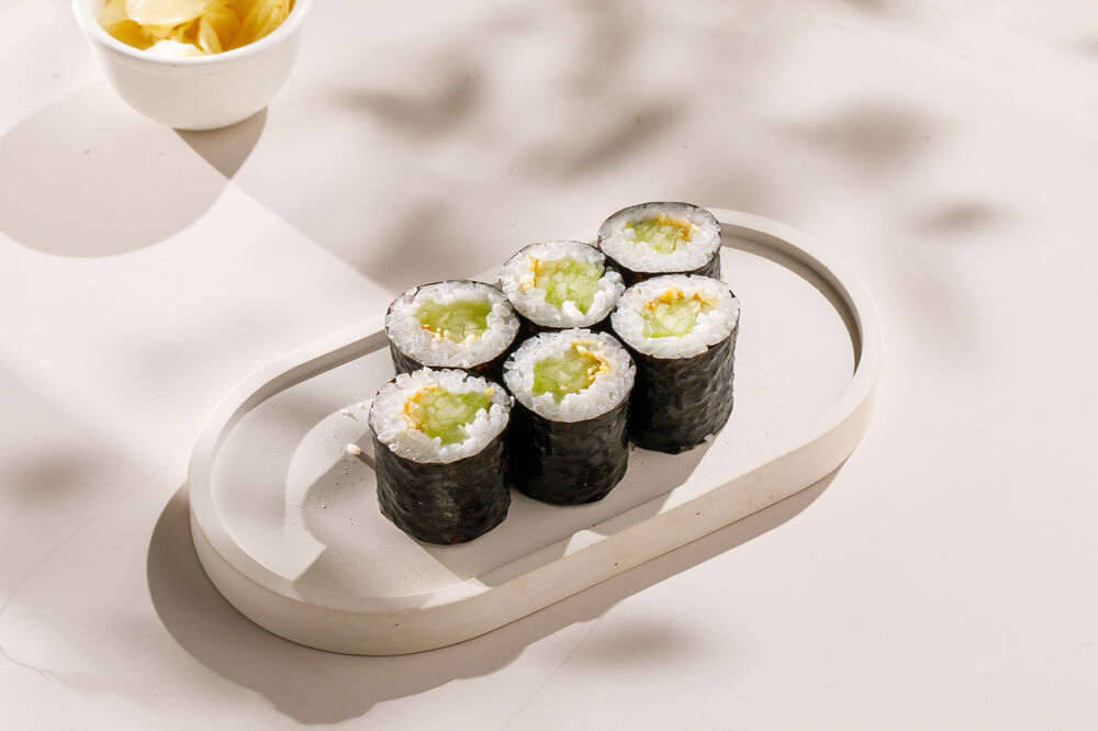 Roll with cucumber