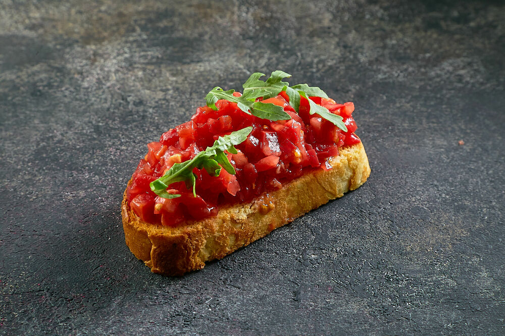 Bruschetta with tomatoes