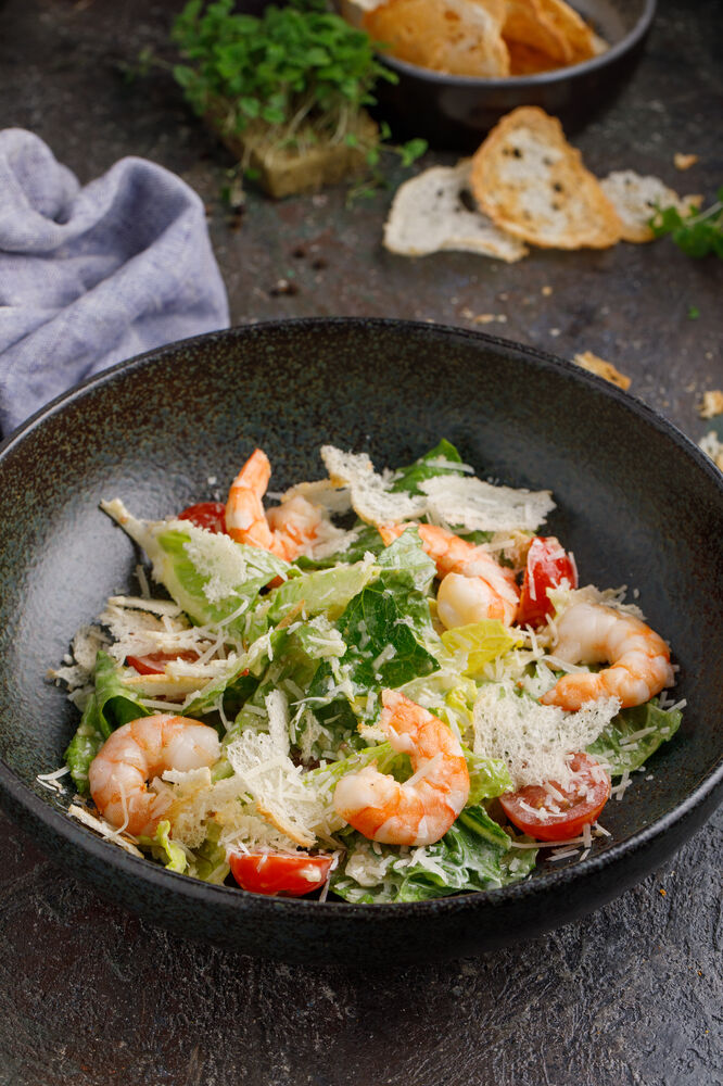 Caesar salad with shrimps