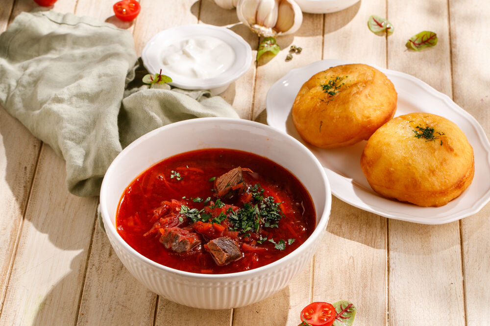 Borsch soup with veal