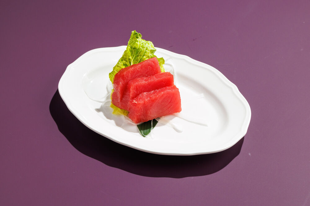 Sashimi tuna