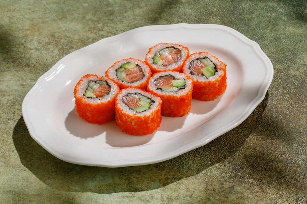 Roll "California" with salmon