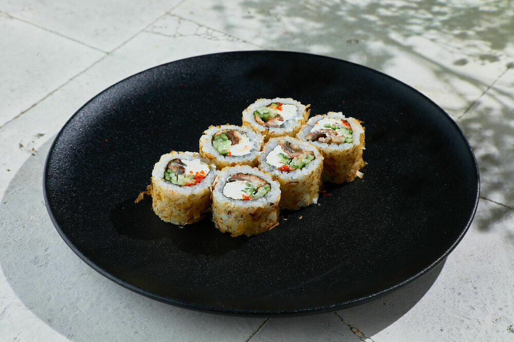 Bonito roll with eel