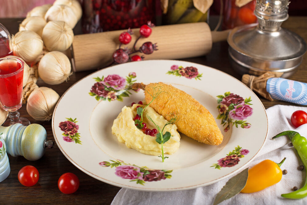 Chicken Kiev with mushed potatoes