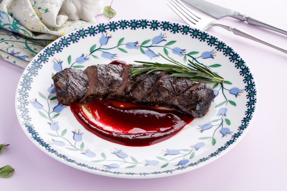 Grilled deer loin with lingonberry sauce