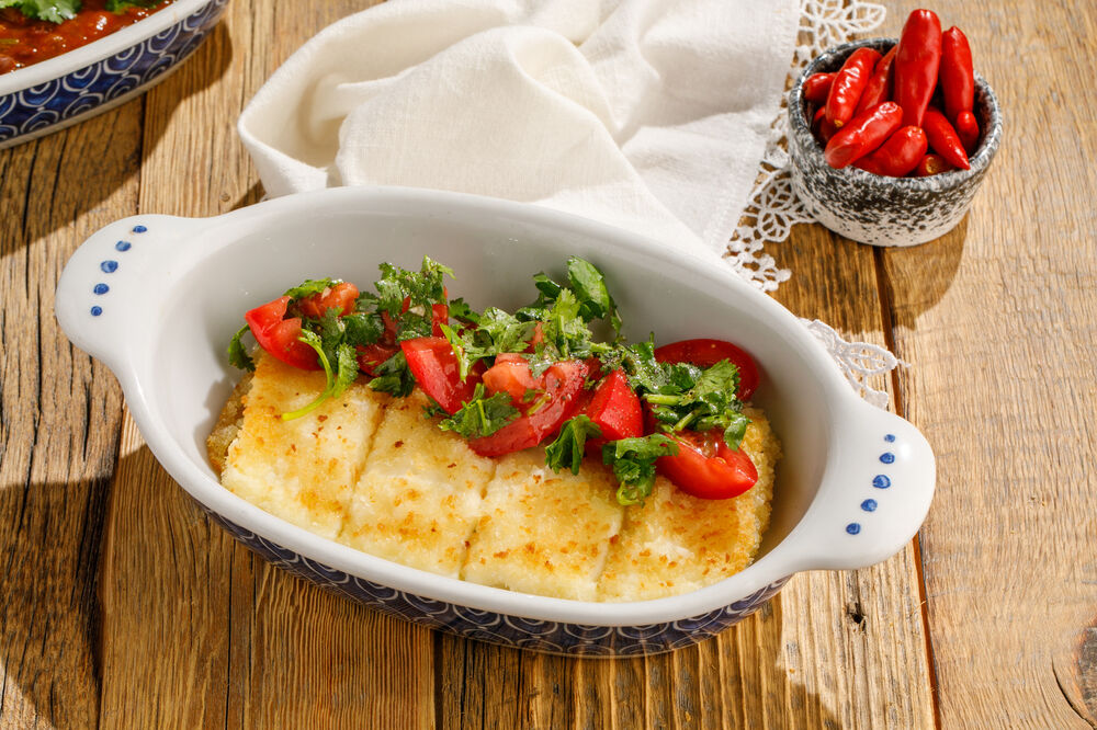 Жареный сыр Сулугуни с томатами