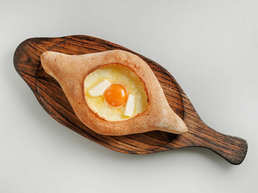 Ajarian style khachapuri
