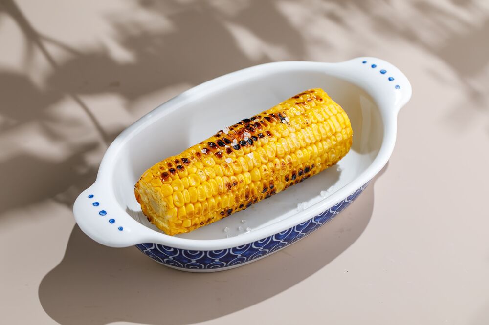 Corn on the cob on the grill