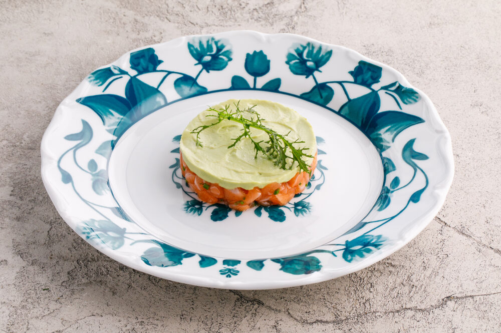 Salmon tartare