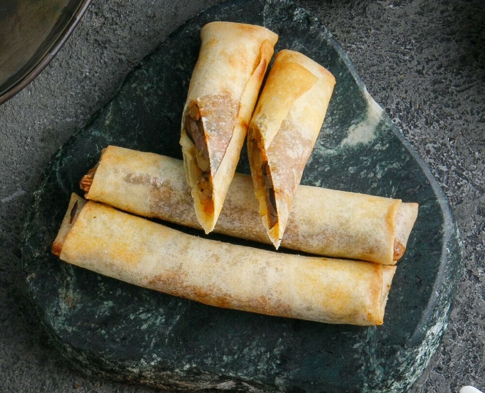 Spring rolls with shrimps 