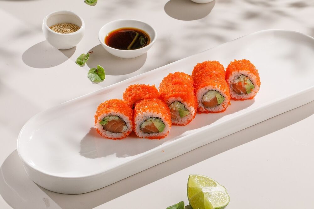 Roll "California" with salmon