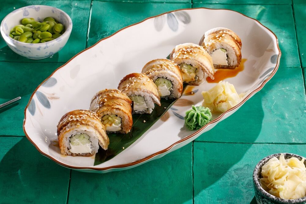 Philadelphia roll with eel