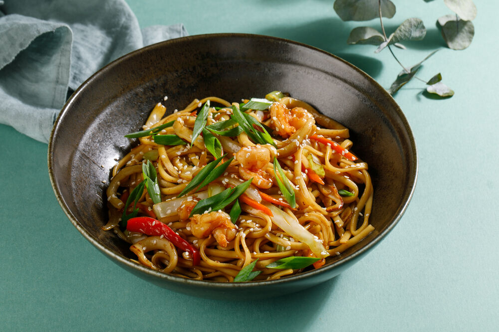 Chao-Mein noodles with shrimps