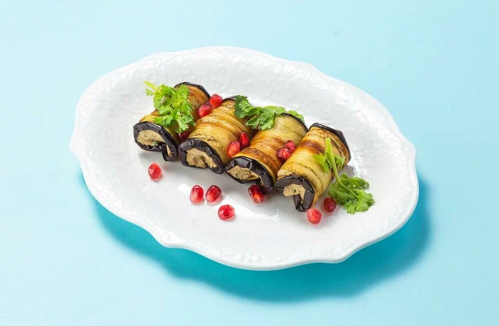 Mingrelian style roasted eggplant rolls