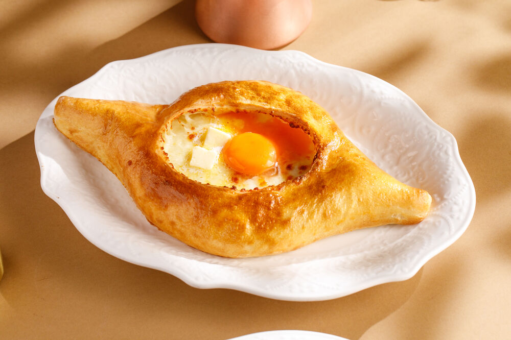 Хачапури по-аджарски