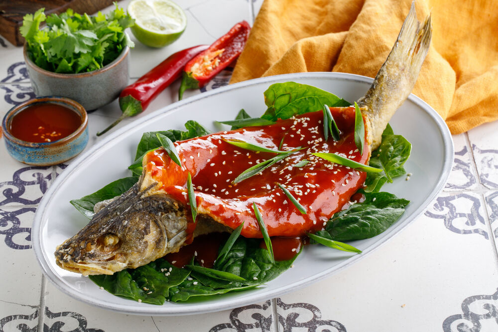 Pike perch in sweet and sour sauce