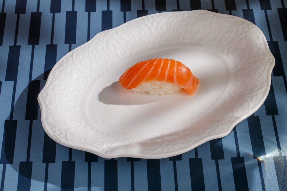 Суши Лосось