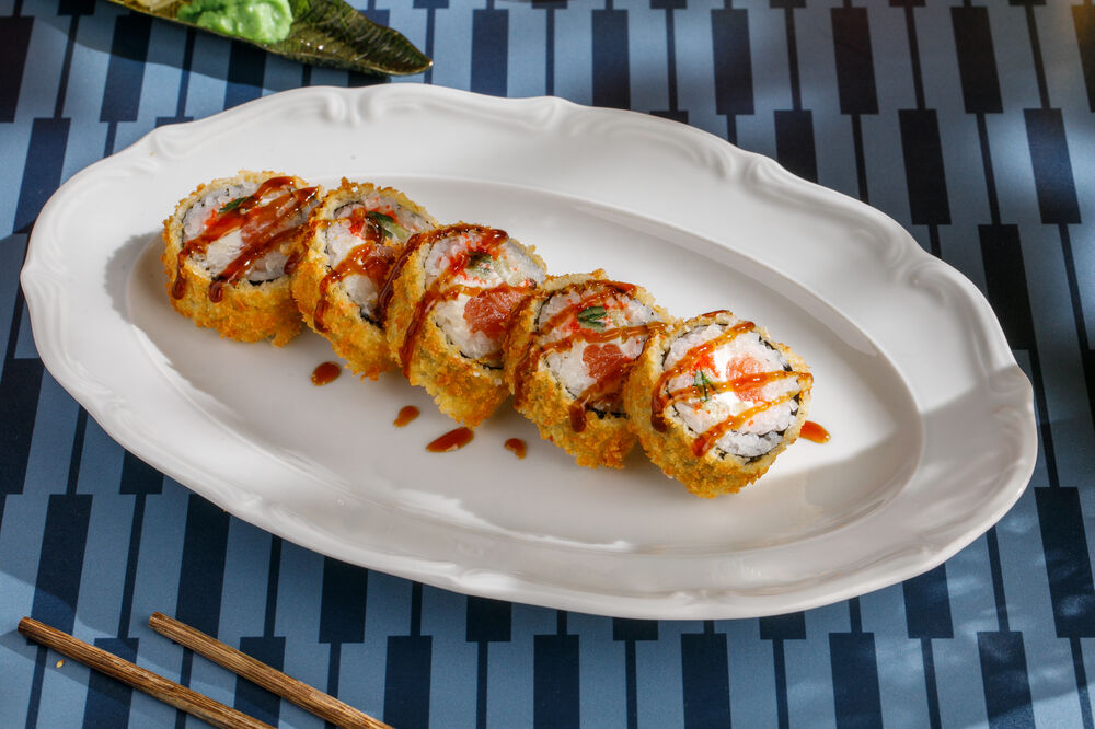 Roll tempura shrimp