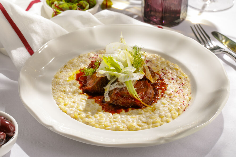 Veal cheeks stewed with bulgur
