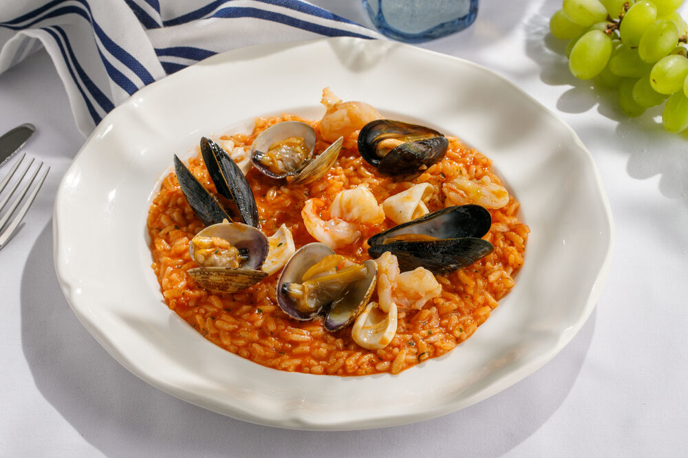 Risotto with seafood