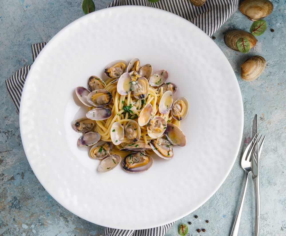 Spaghetti with clams