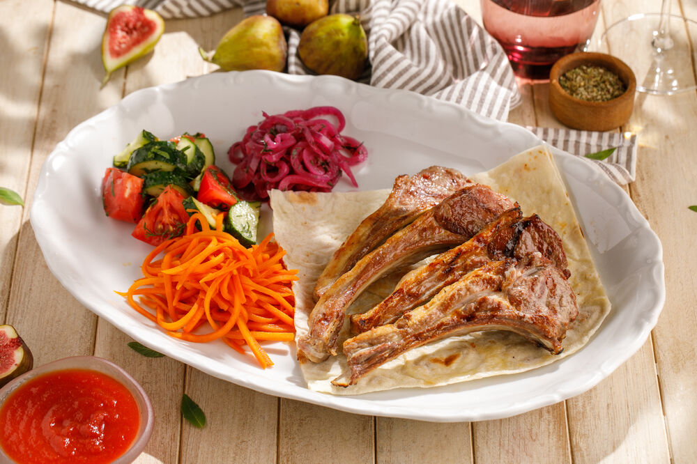 Lamb loin shish-kebab
