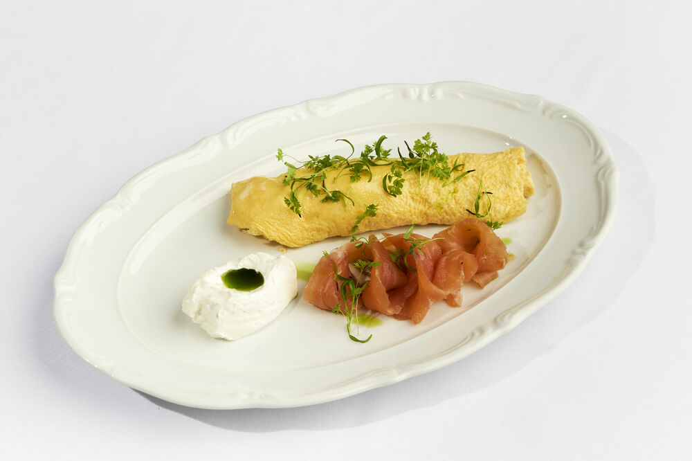 Omelette with chef's salmon and cream cheese