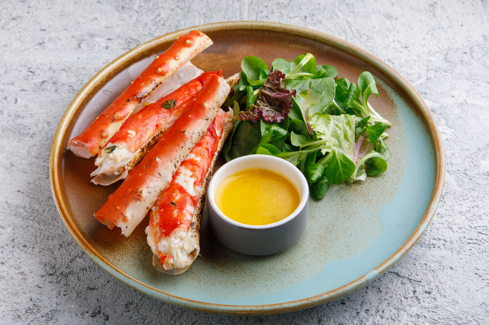 Baked phalanges of Kamchatka crab 2 pcs