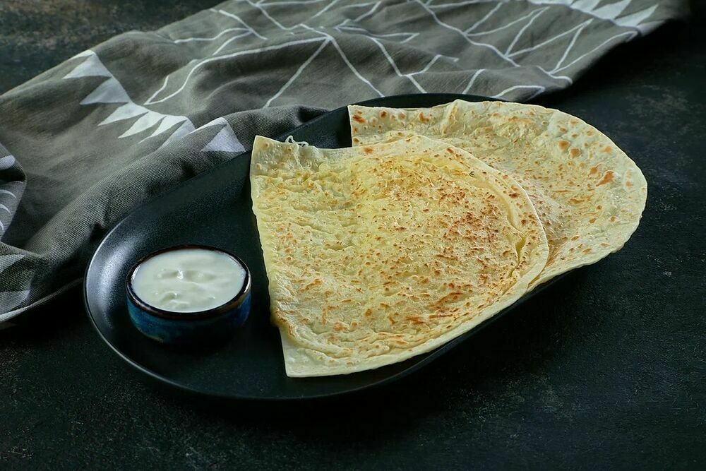 Qutabs with cheese