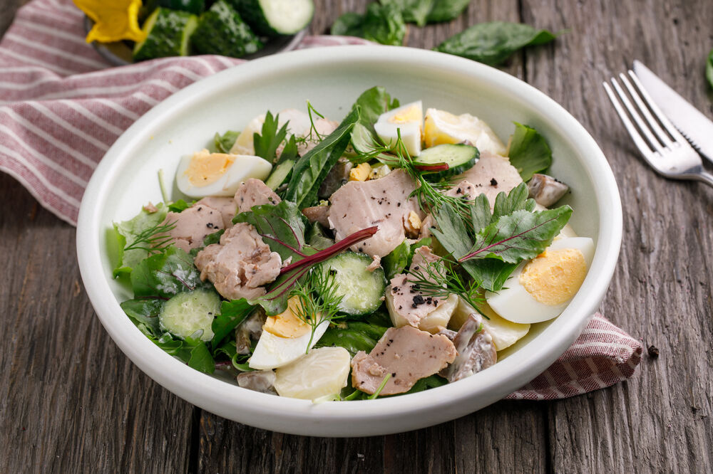 Salad with cod liver