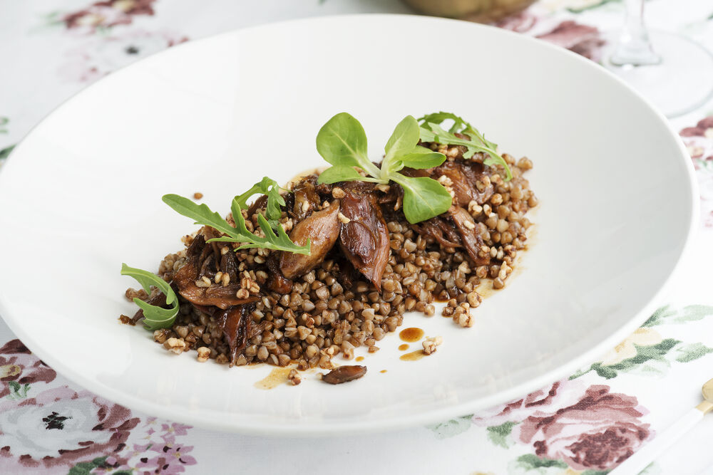 Buckwheat porridge with stewed wild duck