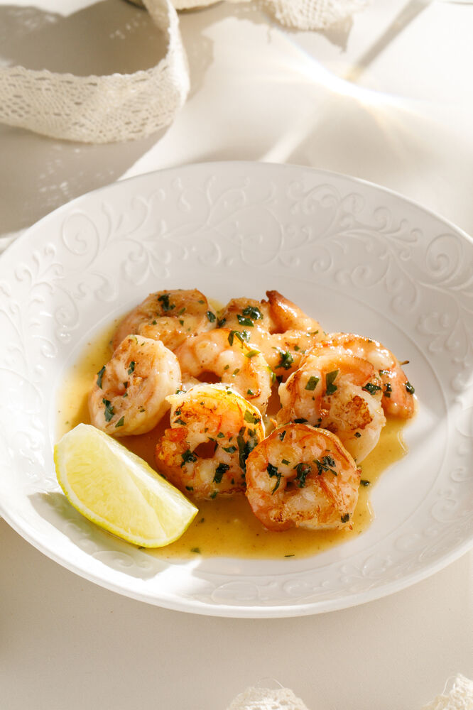 Shrimps with garlic and parsley
