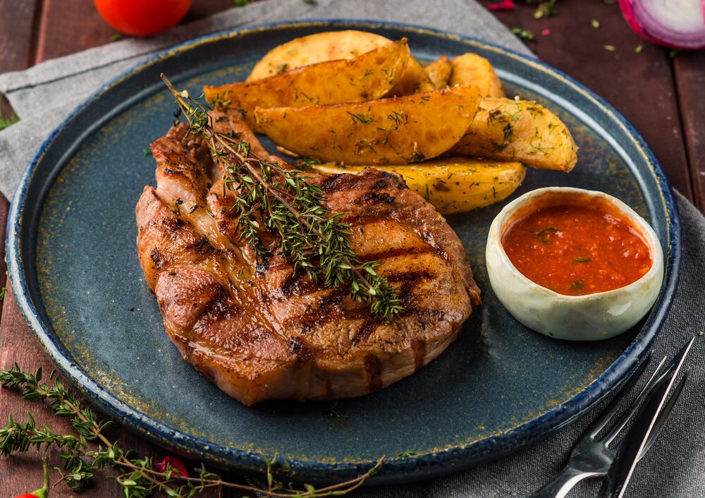 Pork loin with home style potatoes