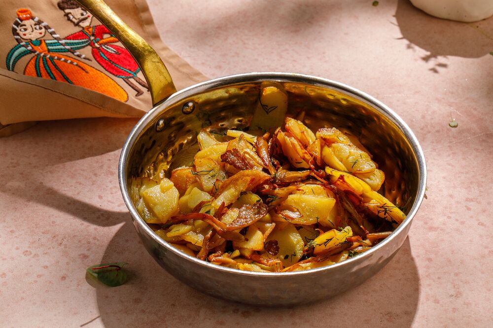 Roasted potatoes with seasonal mashrooms