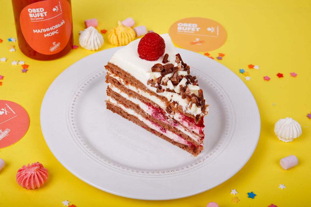 Raspberry cake