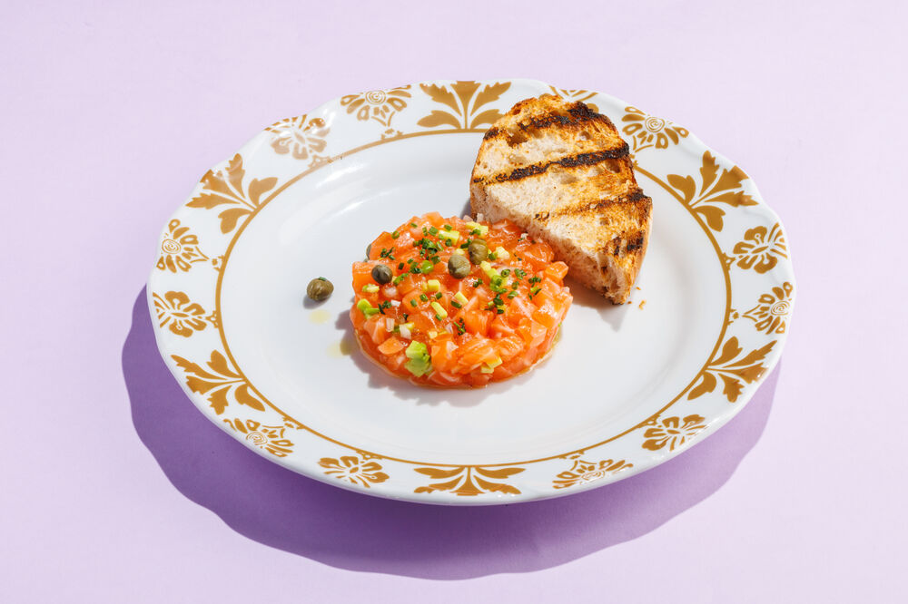 Salmon tartar