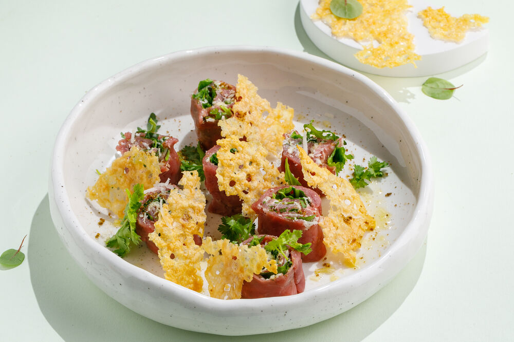 Lamb carpaccio with cheese chips
