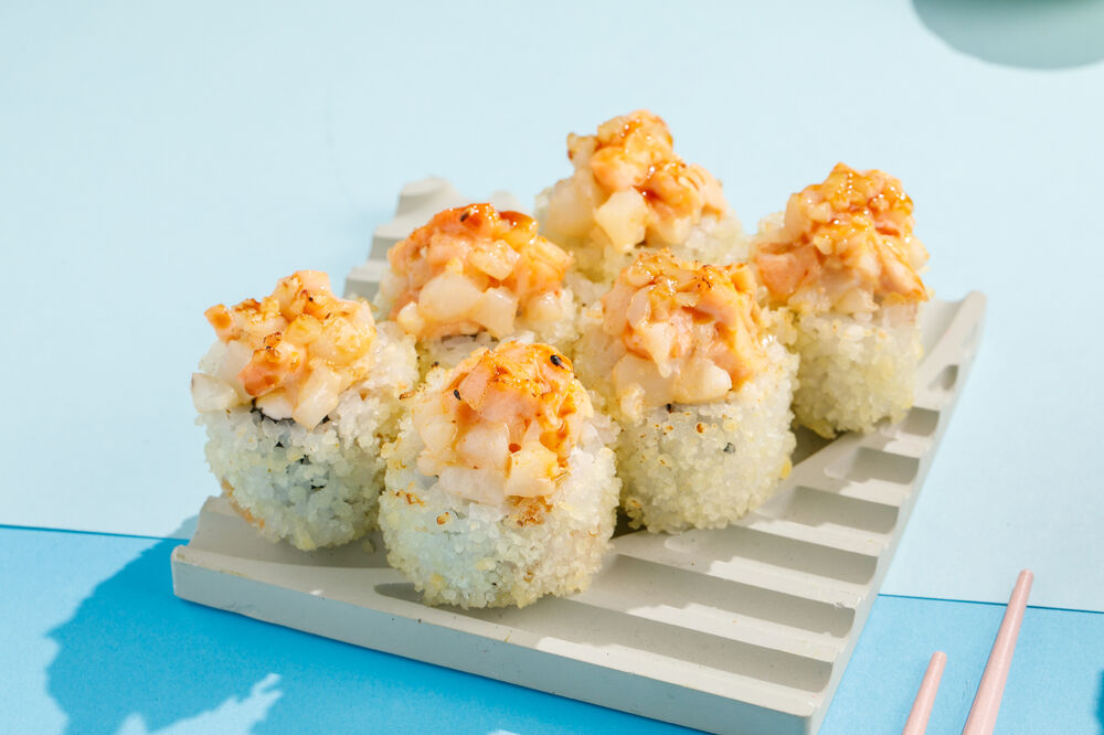 Baked roll with salmon