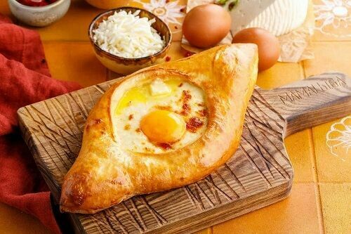 Adjar khachapuri