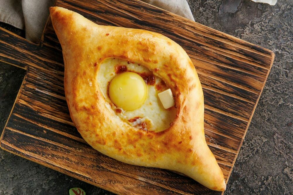 Хачапури по-аджарски