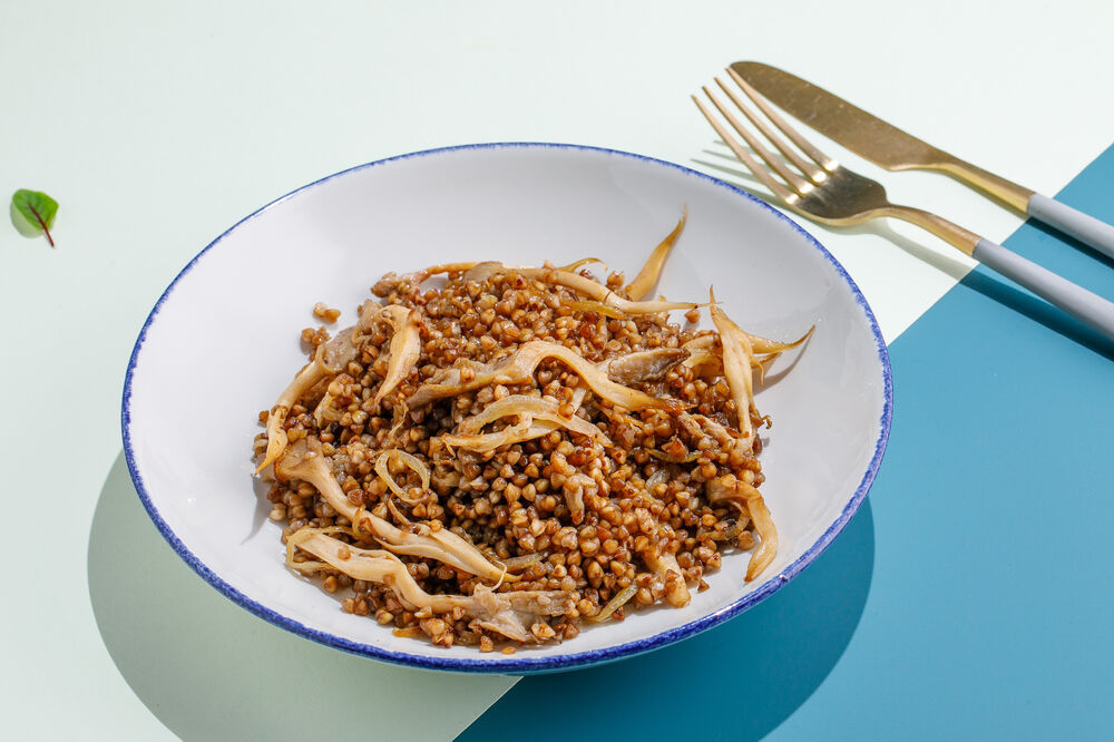 Buckwheat with onion