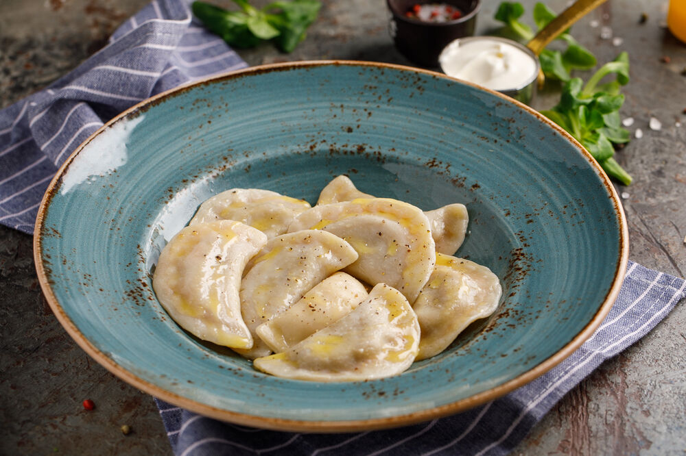 Dumplings with cabbage